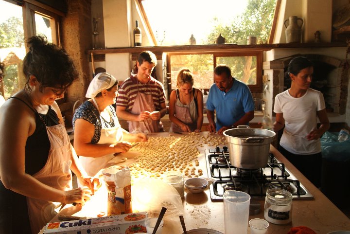 SHORT STAYS AND COOKING CLASSES ON THE AMALFI COAST!